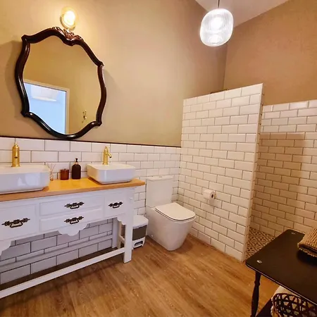 Orocasa7 ゲストハウス 3*